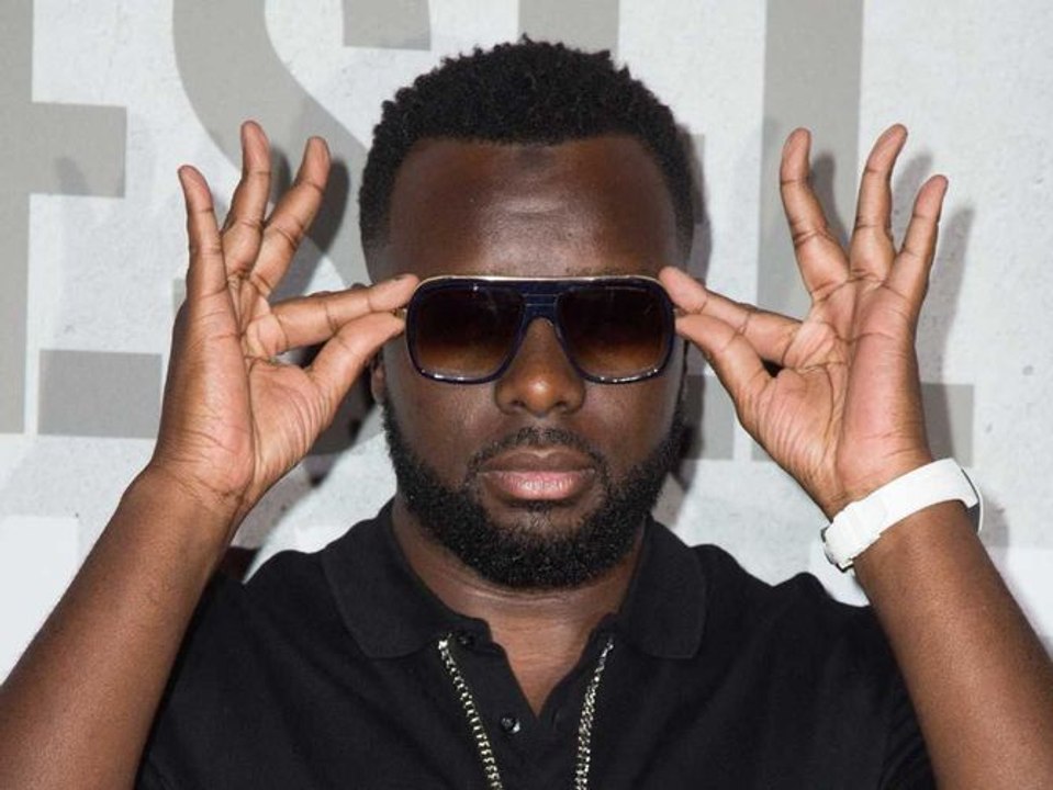Accusé de complotisme et révisionnisme après ses propos sur les pyramides d’Egypte, Maitre Gims sort du silence