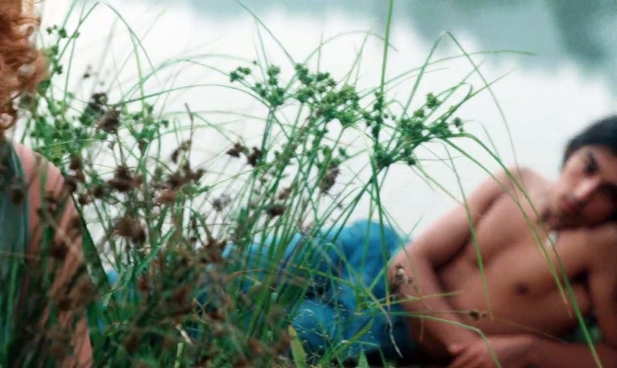 L'une chante, l'autre pas (1977) A VARDA (720p_24fps_H264-192kbit_AAC)