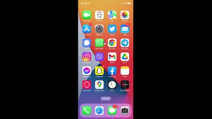 Descargar video: How to Pin a Tab in Safari Browser on iPhone (iOS 16.4.1)?