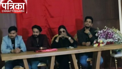 जब अनुभव पर उठे सवाल, तो क्या बोलीं महिला डायरेक्टर