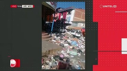 Basura en mercado de Sacaba se convierte en riesgo para la salud