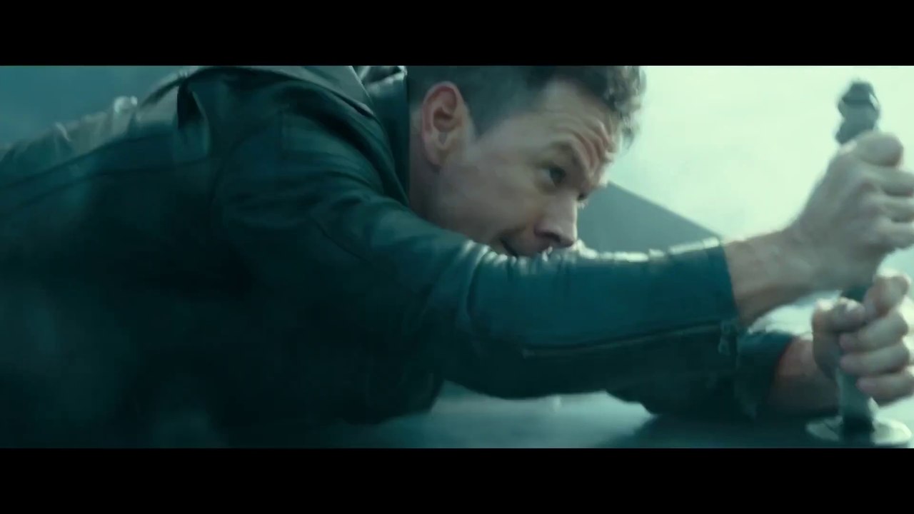 Infinite (2021) - Jumping Onto an Airplane Scene _ Movieclips_Full-HD