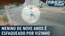 Menino de nove anos é esfaqueado pelo vizinho dentro de casa