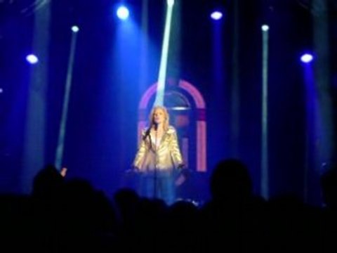 Sylvie Vartan Lyon Ecoute dans le vent 1 8 mars