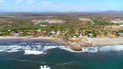Poneloya y Las Peñitas, dos de las playas más populares y turísticas del departamento de León