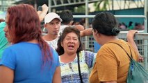 Familiares de presos en cárcel de Ecuador piden información tras hallazgo de ahorcados