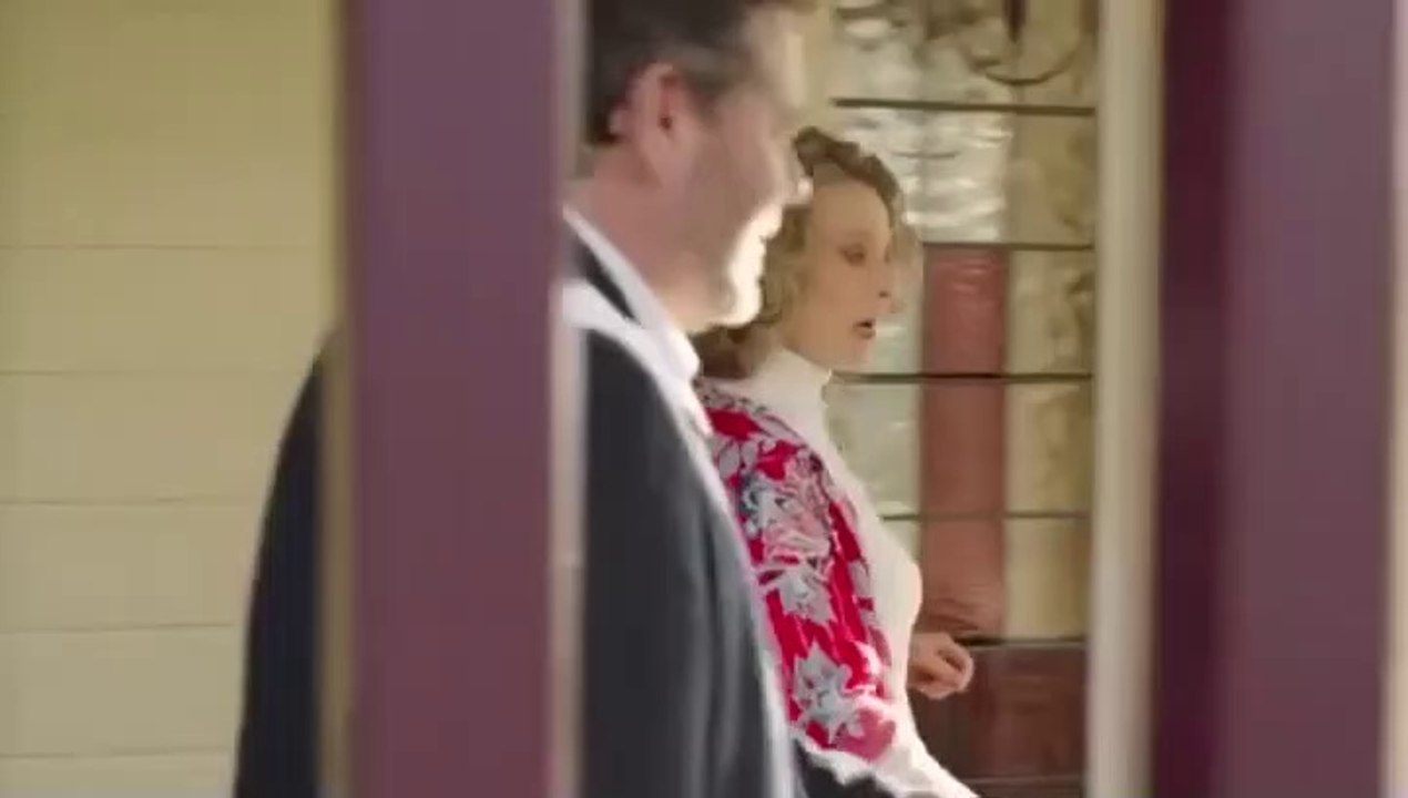 S09E01 part 1/1