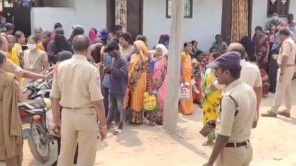 కోరుట్ల: ఇళ్ల స్థలాలు ఇచ్చే వరకు.. మేం ఇక్కడి నుంచి కదలం..!