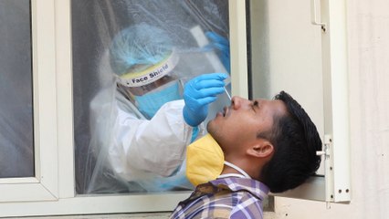 La India registra 10.000 casos de covid en medio de un nuevo repunte