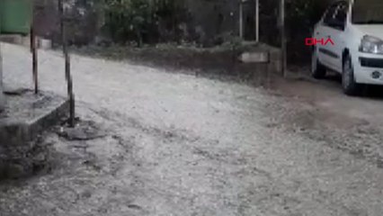 Antalya Serik'te dolu yağışı etkili oldu