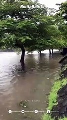 Kondisi terbaru dari sungai Taman Pancing, Kamis (13/4) siang, pasca diguyur hujan yang cukup deras.