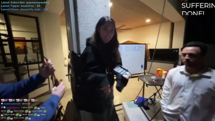 Emily es liberada de la columna después de más de 10 horas