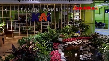 KAI Services Ajak 500 Porter untuk Buka Puasa Bersama