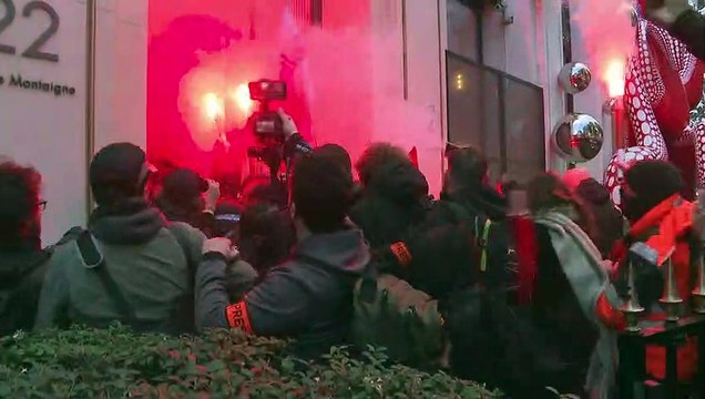 Pensions: demonstrators storm in LVMH headquarters in Paris