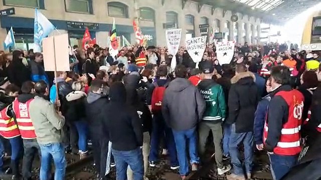Manifestation contre la réforme des retraites à Charleville-Mézières le 13 avril 2023