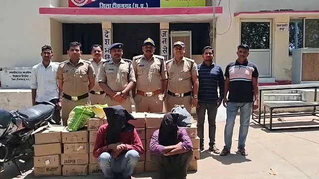 Illegally stocked 29 cases of liquor seized