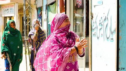 Pakistani transgender women at risk of violence