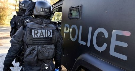 En pleine intervention, le RAID se trompe de maison et plaque au mur un couple de retraités