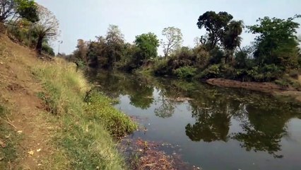 नपा ने तोड़ा अवैध बोरी बंधान, लबालब भर गई अजनाल नदी