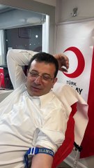 Ekrem İmamoğlu, Kızılay'a kan verdi