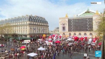 En Francia los manifestantes siguen decididos a pesar de una movilización en declive