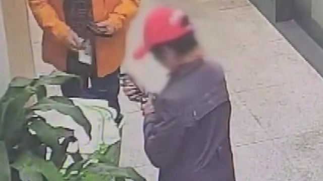 치매 노인 속여 수천만 원 가로챈 60대, 도주했다 붙잡혀 / YTN