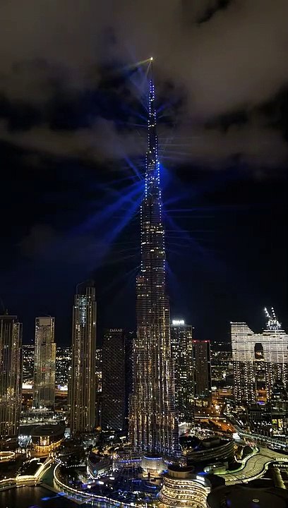 burj Khalifa Dubai uae  #viral #aliveyatra #dubai #burjkhalifa #mr_would