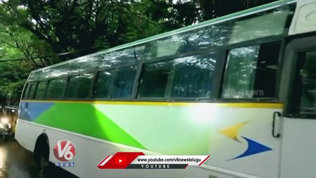 Traffic Jam At Banjara Hills Road No.12 Due To Cable Wire Cut Off | V6 News