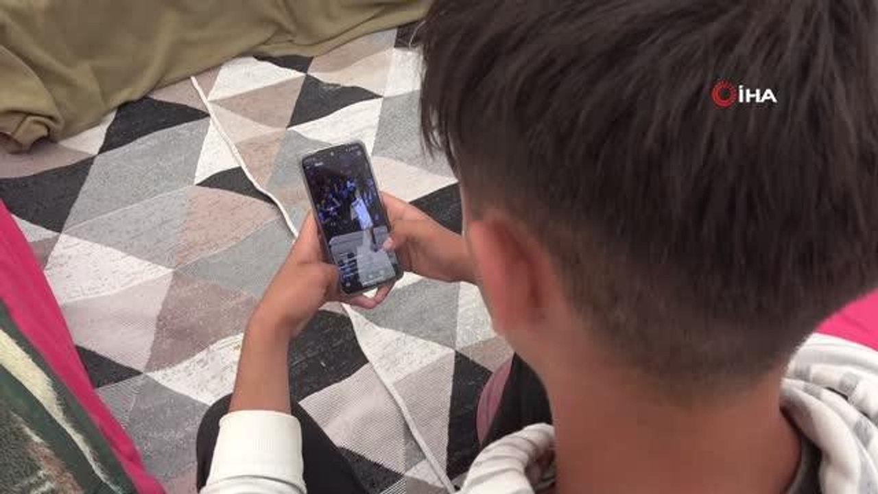 Evini ve arkadaşlarını kaybeden depremzede sporcu hayallerinin peşinden koşuyor