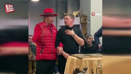 Kütahya'da 1975 model Anadol marka otomobil, açık artırmayla satıldı