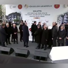 Erdoğan sunucuyu azarladı: Çağırsana ya, ne duruyorsun?