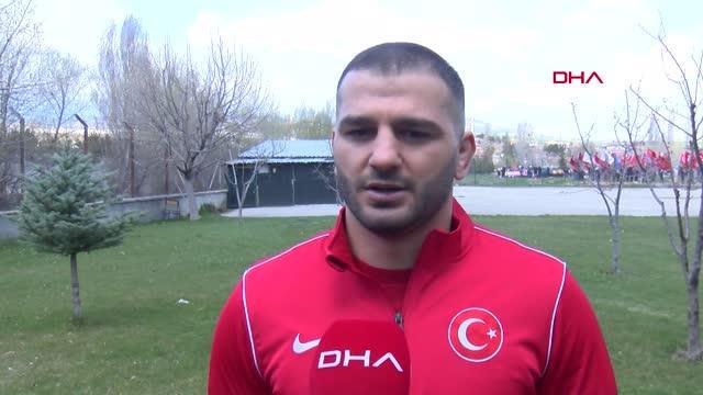 Serbest Güreş Milli Takımı'nda hedef şampiyonluk ve madalya