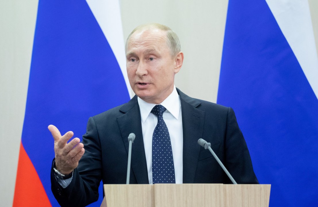 Wladimir Putin: Seine Männer heben 72 km langen Graben aus