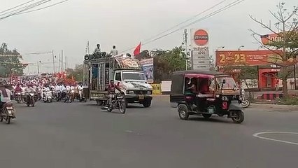 Скачать видео: सिख समाज ने निकाली विशाल बाइक रैली