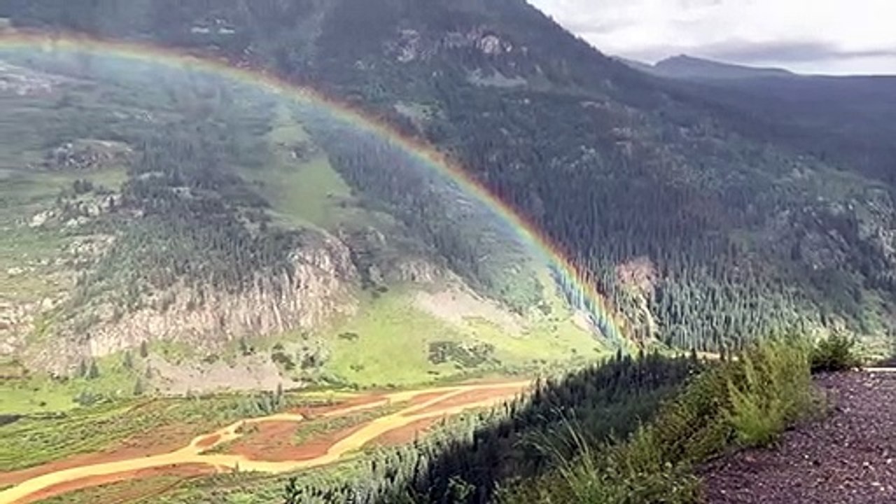 Onlookers stunned after rainbow gives stunning light effect in shape of a dome
