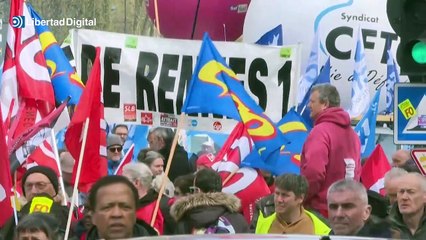 Las calles parisinas arden por la reforma de las pensiones