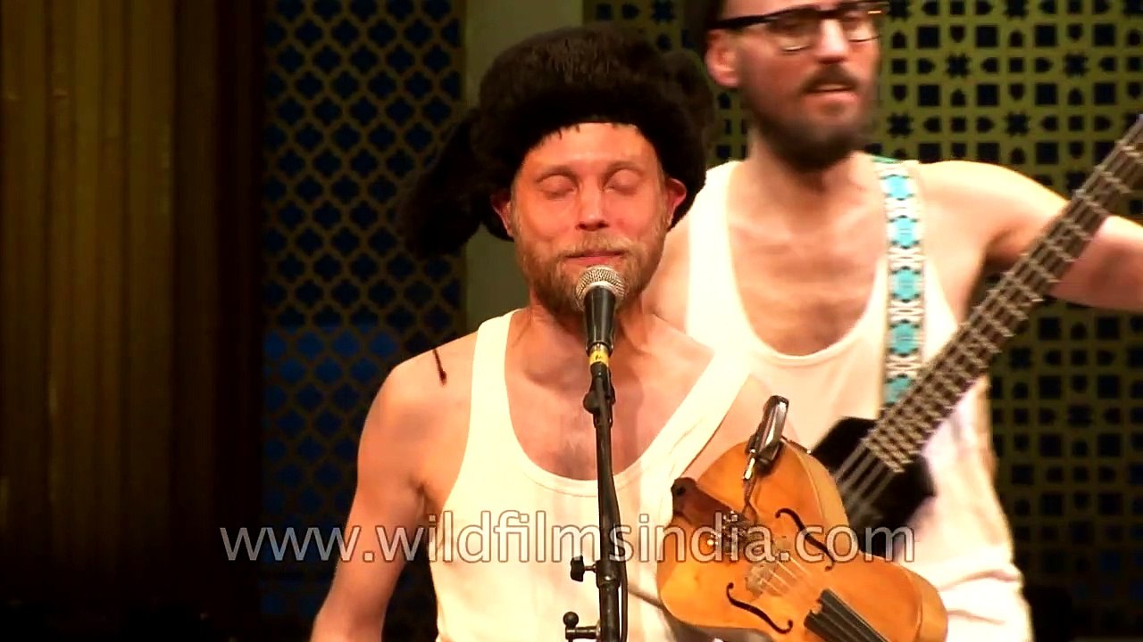 Otava Yo in Russian musical action
