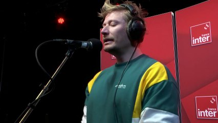 Mashup de chanteurs tristes sur des tubes festifs - Gérémy Crédeville part en live