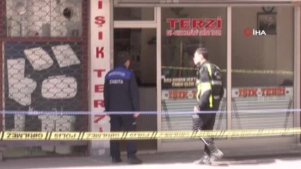 Bahçelievler'de kolonları çatlayan binadaki vatandaşlar eşyalarını aldı