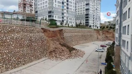 Elazığ'da etkili olan yağışlar sonrası istinat duvarlarında çökmeler meydana geldi