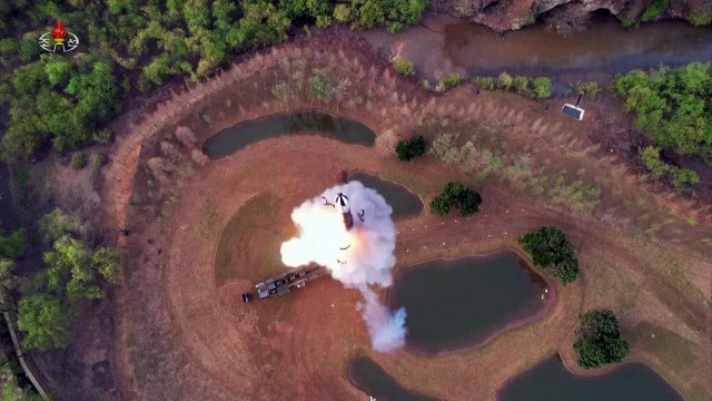 Pyongyang confirma míssil balístico de combustível sólido