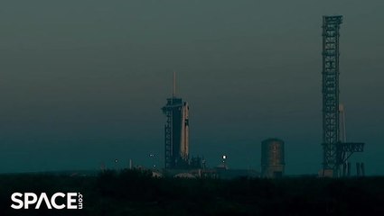 Sunrise Time-Lapse of SpaceX's Crew-6 Rocket & Starship Tower