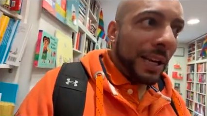 Borja Escalona amenaza en una librería LGTB: "No te calientes que igual te rompo el hocico"