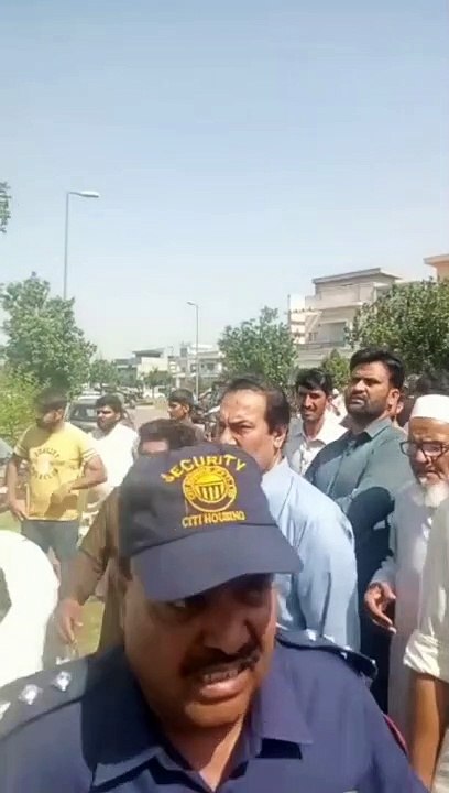 The police registered an FIR against the wretched woman who claimed prophethood and arrested her