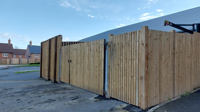 Residents' fury over Tenterden Leisure Centre heat pump noise