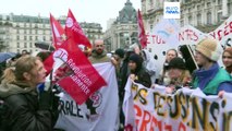 Francia: via libera dei saggi alla riforma delle pensioni