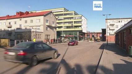 Finlandia, proseguono i lavori del muro al confine con la Russia