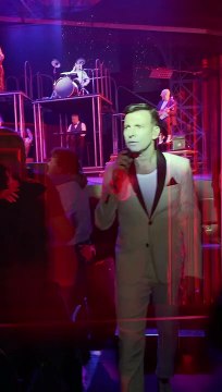 Macri y Juliana Awada a los besos en el teatro