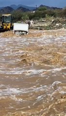 أهالي قرى بالعرضيات: السيول قطعت الطرق علينا والبلدية تعتذر والنقل لا يتفاعل