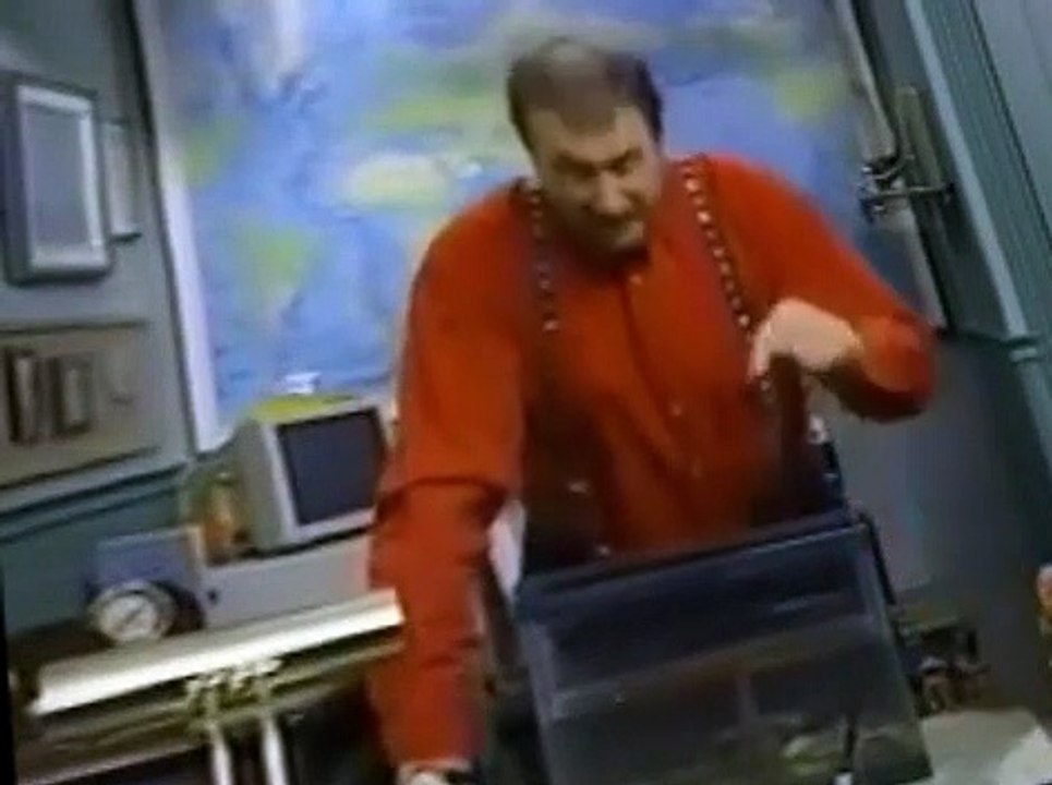 Theodore Tugboat Theodore Tugboat S02 E003 – A Whale Of A Tug